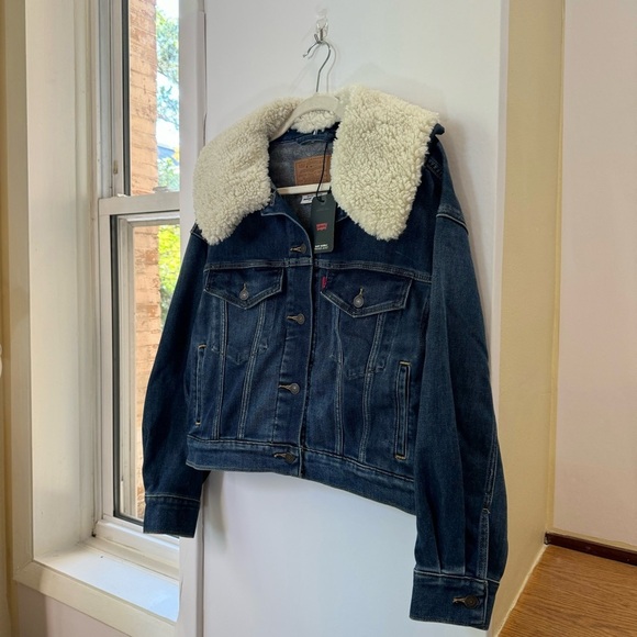 NWT Levi's Denim Jacket Sherpa Fleece Baby Bubble Trucker Jacket Dark Wash Small - Picture 7 of 13